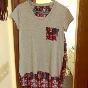 Rue 21 high low Shirt